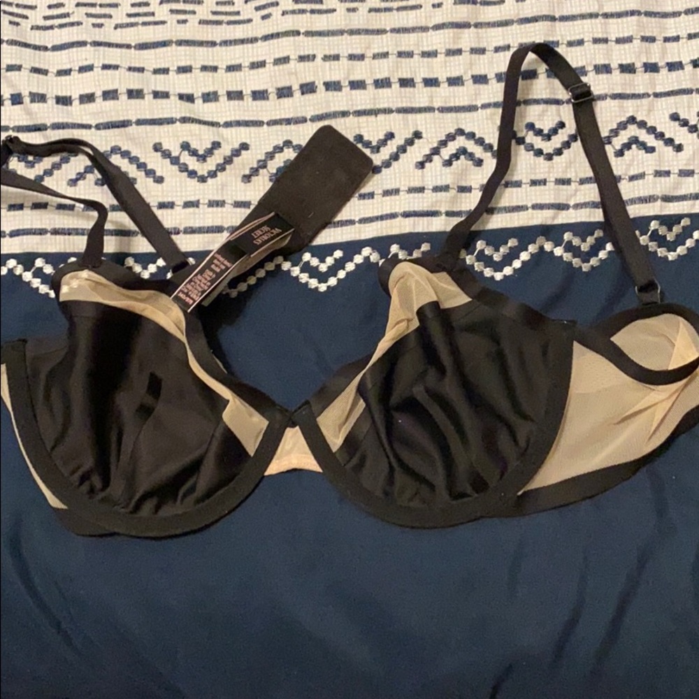 Black and nude bra